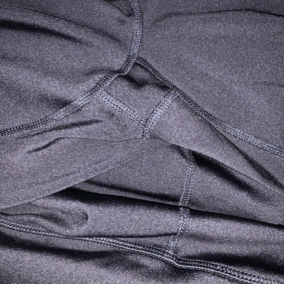 Old navy crop leggings - Picture 4 of 5